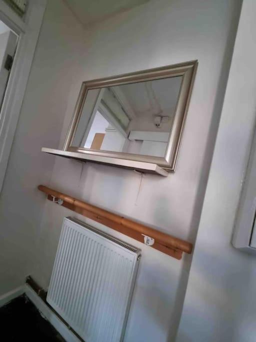 Property In Brixton Лондон Экстерьер фото